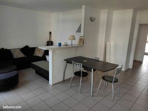 A louer T3 de 70m² meublé avec balcon