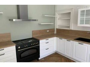 T3 meublé 65m2  refait à neuf