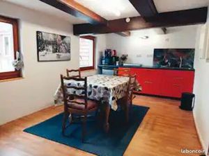 Appartement F2 meublé de 42 m²  électricité  chauffage  eau chaude et froide individuel in