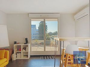 Vente appartement 3 pièces 83 m² à La Roche-sur-Yon (85000)  237 375 €