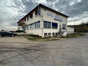 Vente locaux professionnels 11190 m² à Champigny (89340)  758 800 €