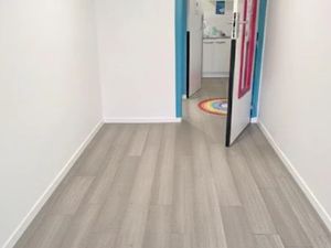 Vente locaux professionnels à Creteil (94000)  2 300 €