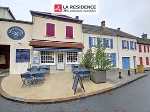 Vente locaux professionnels 114 m² à Houdan (78550)  147 000 €