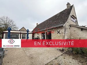 Vente locaux professionnels 203 m² à Pouligny-Saint-Pierre (36300)  59 800 €