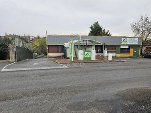 Vente locaux professionnels à Montréal (32250)  160 000 €