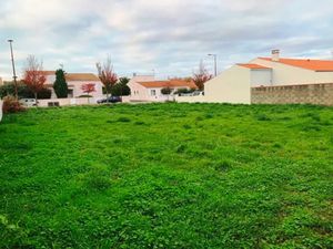 Vente terrain 600 m² à Lagord (17140)  415 000 €