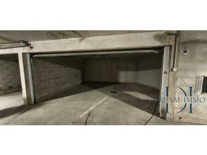 Double garage fermé