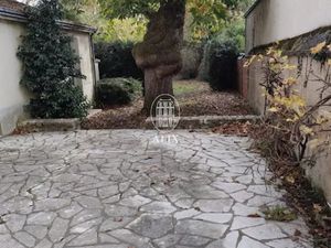 Vente immeuble 187 m² à Cloyes-les-Trois-Rivières (28220)  125 000 €