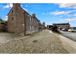 Vente locaux professionnels 113 m² à Locronan (29180)  492 000 €