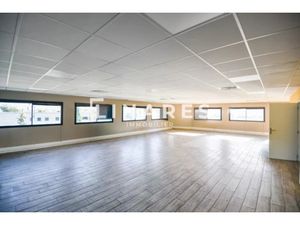 Vente locaux professionnels 11 pièces 382 m² à Aubagne (13400)  1 150 000 €