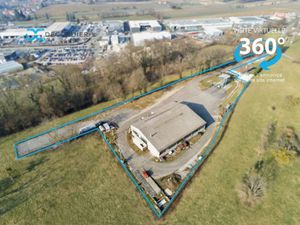 Vente locaux professionnels 700 m² à Margencel (74200)  1 900 000 €