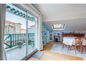 BIARRITZ  duplex lumineux de 86 m2 entre la Médiathèque et L