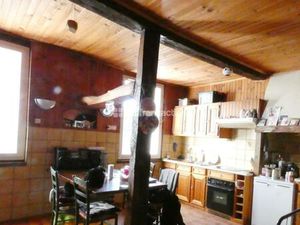 MONTFERRAT : Appartement atypique de 4 pièces  avec terrasse