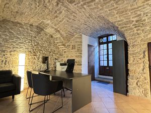 LOCAL PROFESSIONNEL - 28 m2 - SAINT MARTIN DE LONDRES