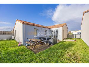 MAISDON-SUR-SÈVRE -- MAISON DE 81 M2 -- PLAIN PIED -- 4 PIÈCES -- 3 CHAMBRES -- GARAGE -- 