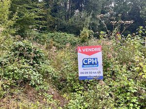 Terrain constructible dans un quartier familial et verdoyant du Vexin.