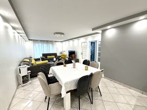 ** SUPERBE APPART DE 4 PIECES A BAGNOLET LIMITE LES LILAS **