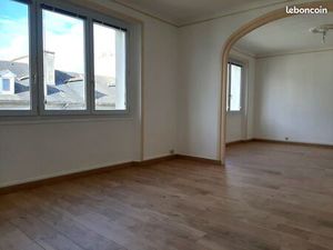 Nouveau - HYPERCENTRE - Spacieux appartement T5 lumineux  Cave  ASCENSEUR  Grande pièce in