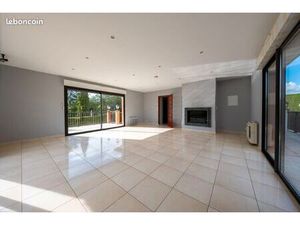 Maison 4 pièces 131 m²