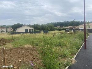 Terrain 491 m² Saint Uze