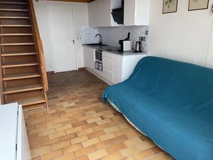 Location meublée duplex 2 pièces 28 m² à Hyeres (83400)  690 €