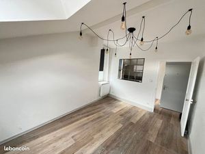 Studio 21m² + 9m² Fontaine limite Grenoble