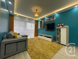 Appartement à vendre - 4 pièces - 83 90 m2 - Melun - 77 - ILE-DE-FRANCE