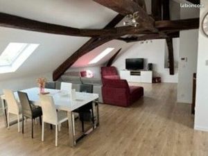 Superbe T3 avec parking et grande cave de plein pied état neuf ANGERS hyper centre