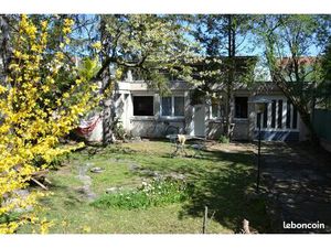 Studio étudiants récent avec jardin proche FAC rotonde  FAC médecine  université et campus