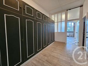 Maison à louer - 7 pièces - 146 31 m2 - Chateauroux - 36 - CENTRE