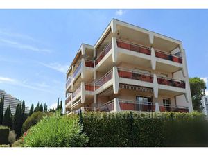 Location appartement 1 pièce 23.62 m² à Villeneuve-Loubet (06270)  833 €
