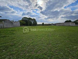 Vente Terrain à Ardin (79160) : à vendre / 795m² Ardin