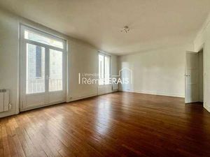Location Appartement 4 pièces à Aunay-sur-Odon (14260) : à louer 4 pièces / 102m² Aunay-su
