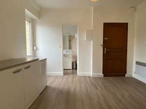 Location Appartement 2 pièces à Rennes Jeanne D'arc (35000) : à louer 2 pièces / 24m² Renn