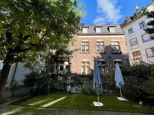 Location locaux professionnels 82 m² à Strasbourg (67000)  970 €