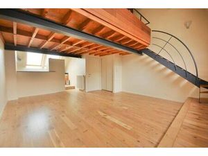 Duplex à louer avec 1 chambre   Bruxelles (VBD61030)