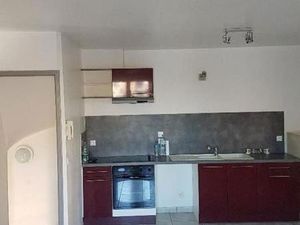 Immeuble de rapport F3 + 2 locaux commerciaux (126 m²) au BOULO