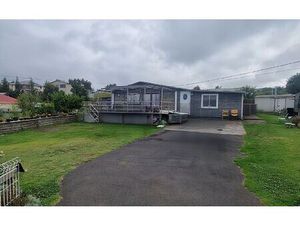 Maison Le Tampon m² T-9 à vendre  246 000 €