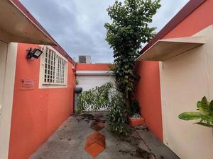 Location locaux professionnels 58 m² à Fort de france (97200)  1 547 €