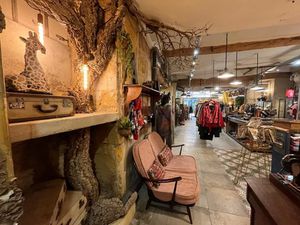 Location locaux professionnels 120 m² à Aix-en-Provence (13090)  540 000 €