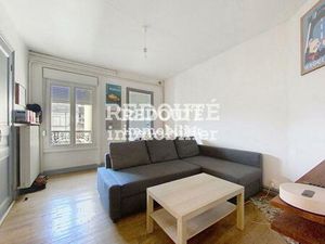 A VENDRE : APPARTEMENT MEUBLÉ CENTRE-VILLE - REIMS