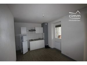 A LOUER SALLANCHES (74700) CENTRE-VILLE GRAND T1BIS AVEC BALCON