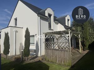 EXCLUSIVITE ERDEVEN Maison en impasse entre bourg et plage