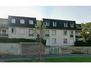 Location appartement  m² T-2 à Ozoir-la-Ferrière  815 €