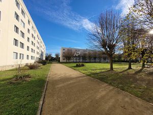 Appartement Saint Germain En Laye 4 pièce(s) 64.69 m2
