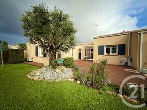 Maison à vendre - 4 pièces - 125 m2 - Perigny - 17 - POITOU-CHARENTES