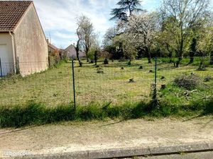 Terrain constructible à Patay