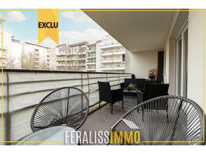 Lumineux F3 à pied du RER avec terrasse de 15 m2 !