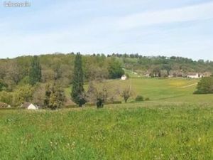 Terrain 2 400 m² Saint Projet