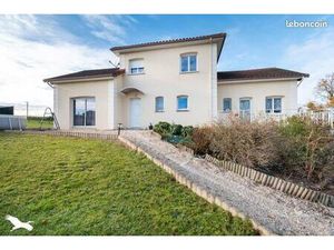 Maison 8 pièces 177 m²